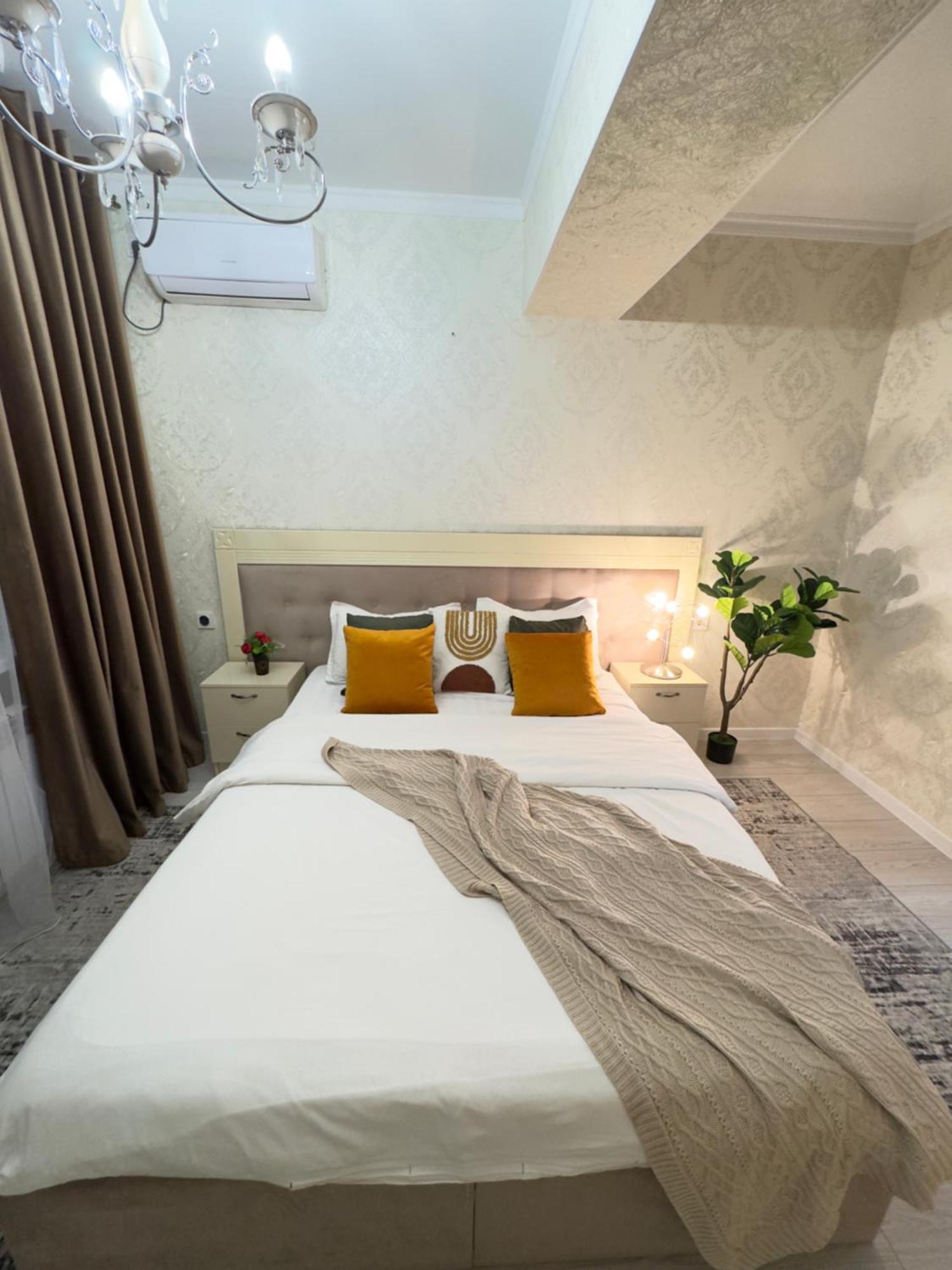 Your Home Away From Home 213 Almaty Exteriér fotografie